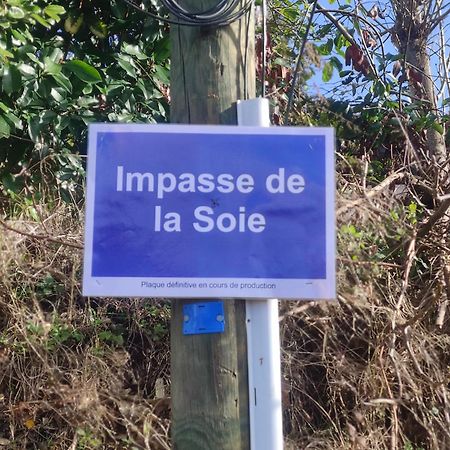 Chez Nono Et Vero Roussillon  Kültér fotó