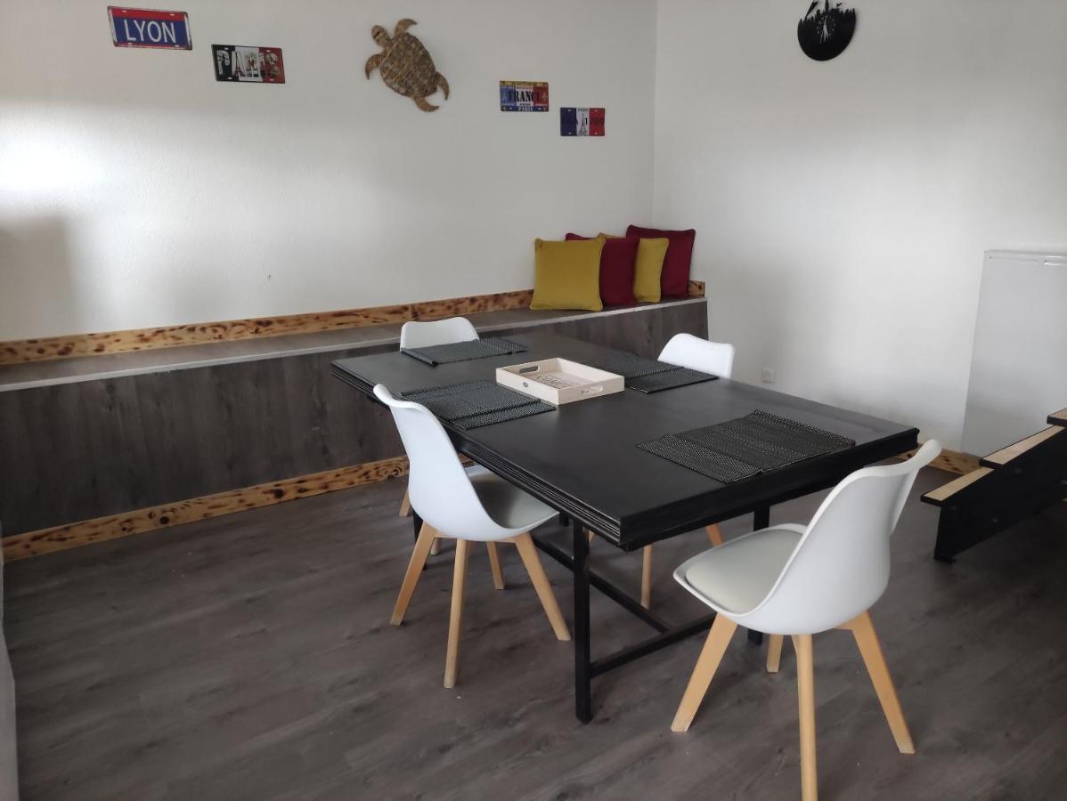 Chez Nono Et Vero Roussillon  Kültér fotó
